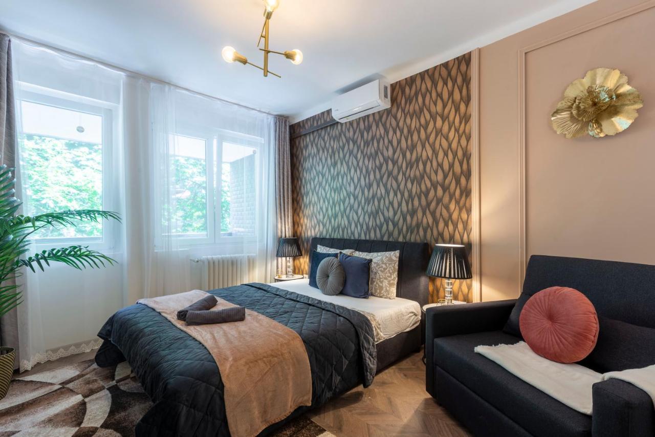 Stylish Quentin Apartment In The King Street Budapest Kültér fotó