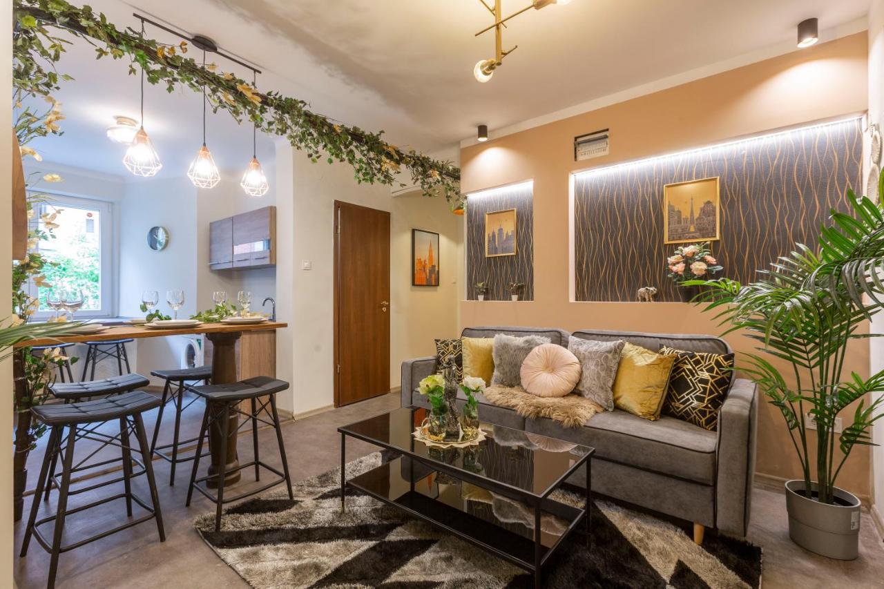 Stylish Quentin Apartment In The King Street Budapest Kültér fotó
