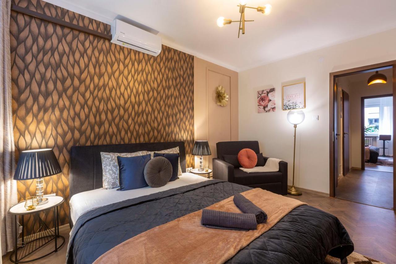 Stylish Quentin Apartment In The King Street Budapest Kültér fotó